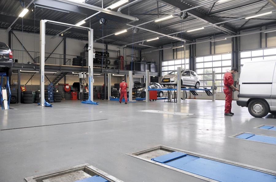 Werkplaats met Autec hefbruggen