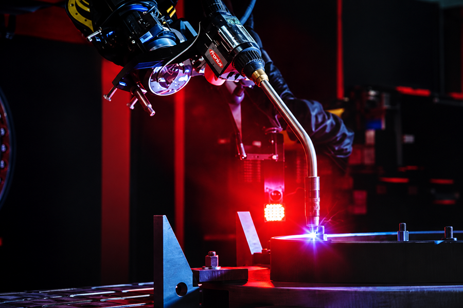 Laser