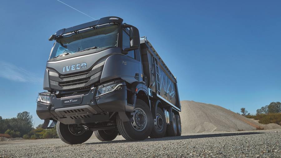 100% offroad T-WAY maakt IVECO\'s zware WAY-gamma compleet