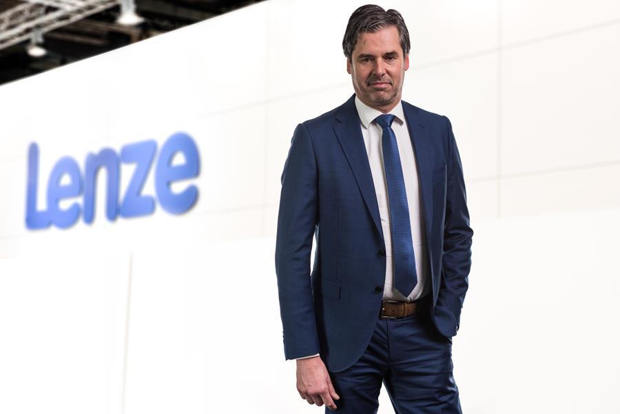 Eric van den Broek, Managing Director bij Lenze B.V.