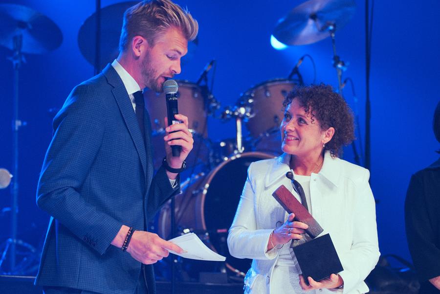 Minister Lydia Peeters wint Gouden Baksteen 2022