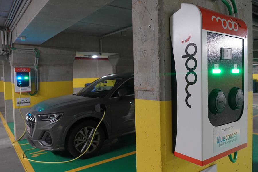 LKQ Belgium lanceert Moobi, het totaalconcept voor elektrische voertuigen