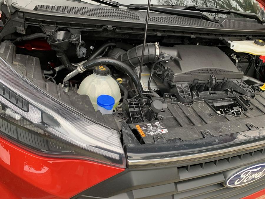 Rijtest Ford Transit Custom (150 pk diesel) 05