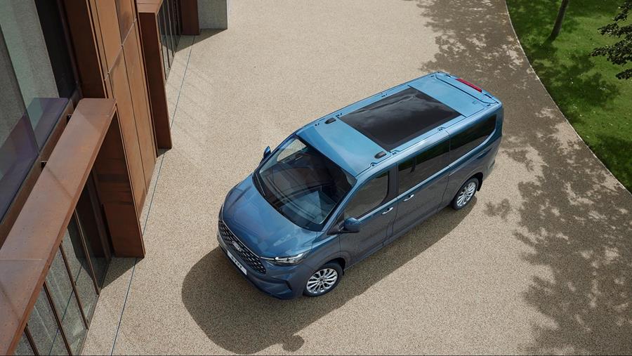Ford Tourneo Custom 5