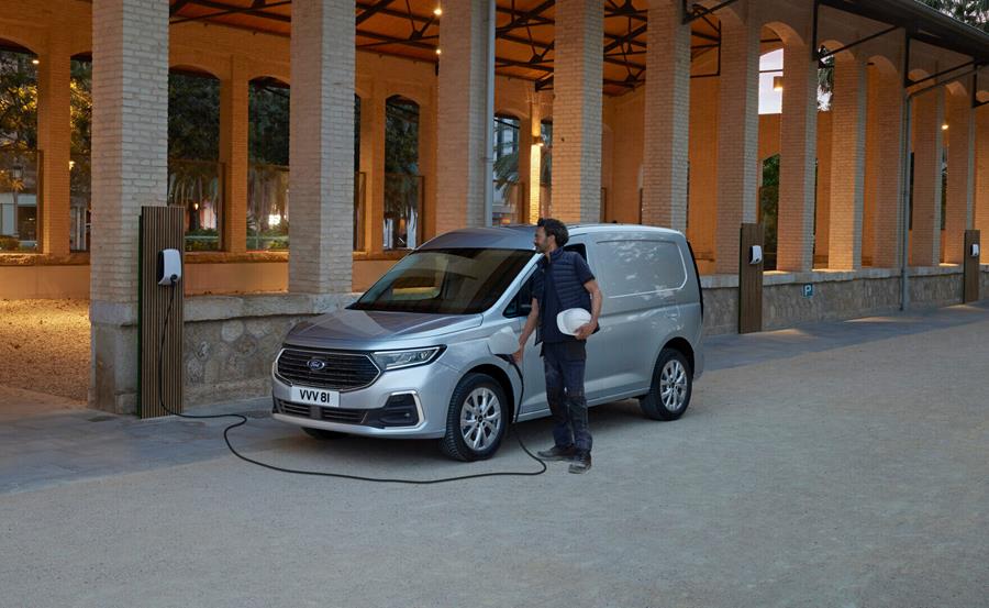De nieuwe Ford Pro Transit Connect PHEV: duurzaam en efficiënt 2