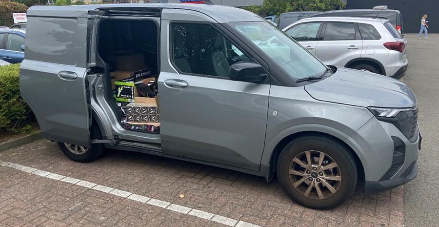 Ford E-Transit Courrier Lupulus