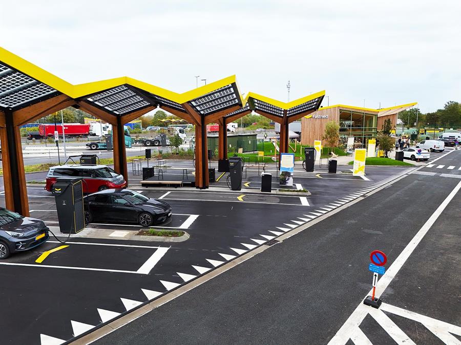 Fastned opent vlaggenschiplocaties in Gentbrugge 3