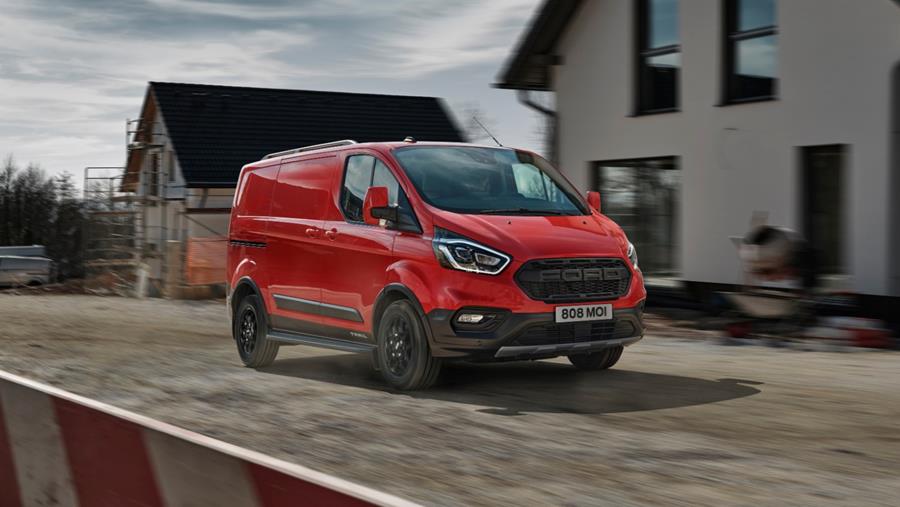 Met avontuurlijke Trail-uitvoering verlaat Ford Transit de gebaande paden